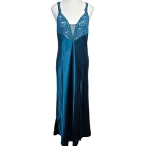 Victoria's Secret Nightgown‎ Womens Medium Lace Satin Maxi Slip Dress Sleepwear
